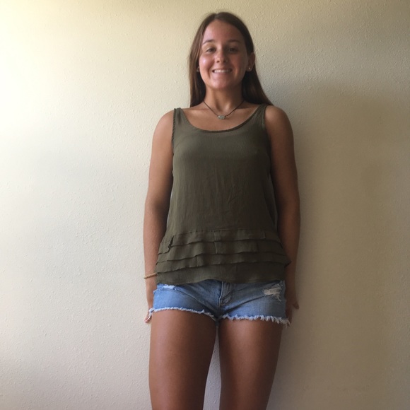 Green blouse - Picture 1 of 2